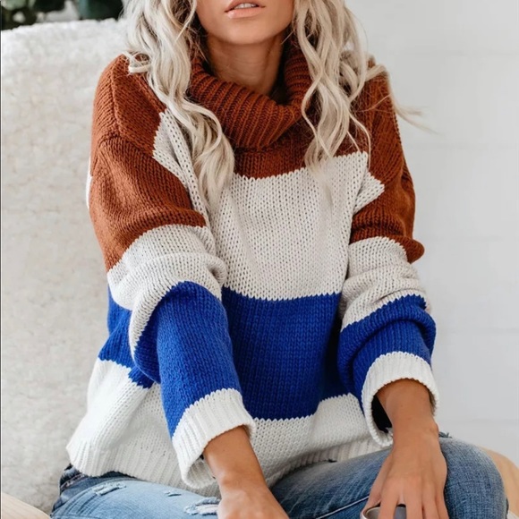 GRACEY’S // Color Block Oversized Pullover Sweater - Picture 2 of 7